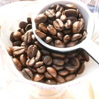 コーヒー豆を焙煎しました☺️
ケニアABを中深煎りで☺️
花系の酸味とビターチョコ系の甘みを
うまく引き出せてる。。。はず☺️